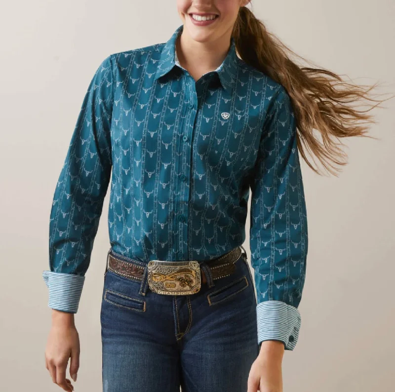 Ariat Women’s Kirby Steerhead Print Shirt