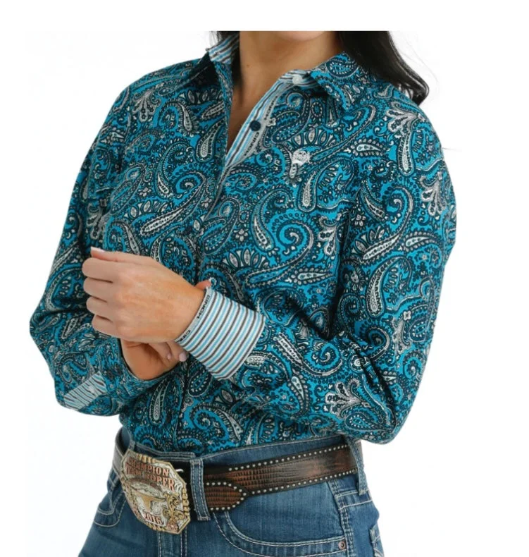 Cinch Women’s Blue Paisley Shirt