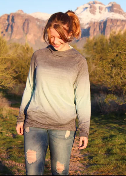 Waves & Wild Sundowner Sweatshirt