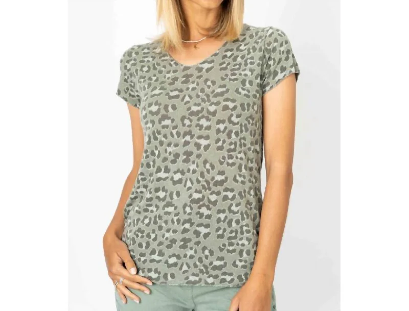 Cheetah Print T-Shirt In Olive